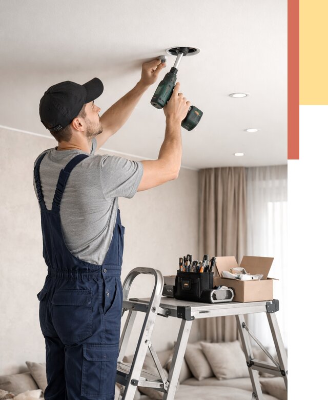 Установка и монтаж точечных светильников в натяжной потолок в Узловой от 1833 руб. | ОТДЕЛОЧНИК-Злв